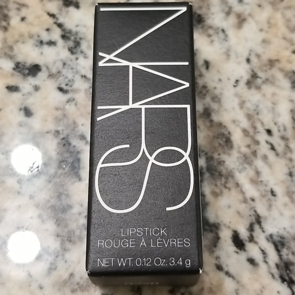 NARS Lipstick in Jungle Red - Picture 5 of 5